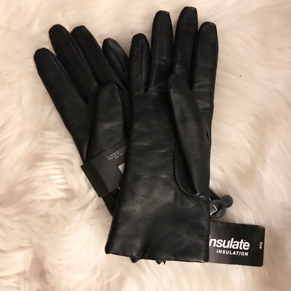 Black Leather Gloves in Small